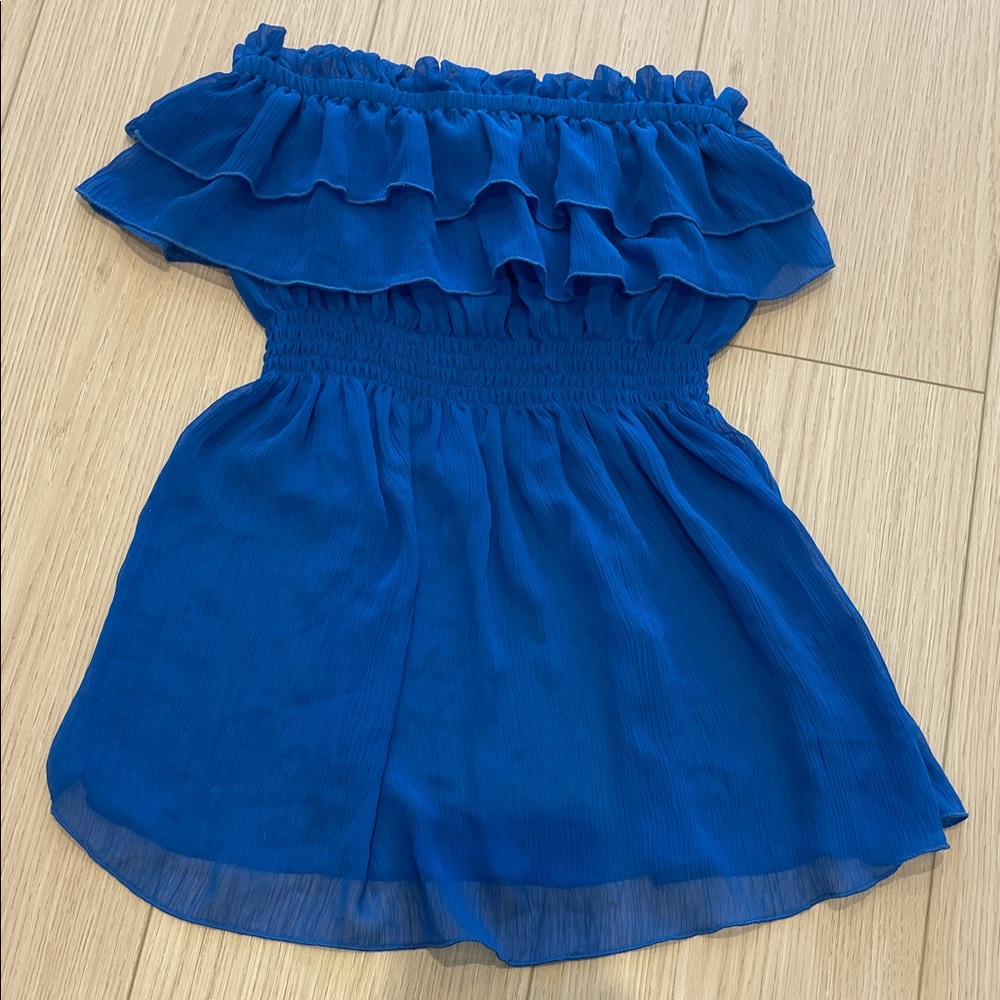 Blue Ruffled strapless flowy shirt
